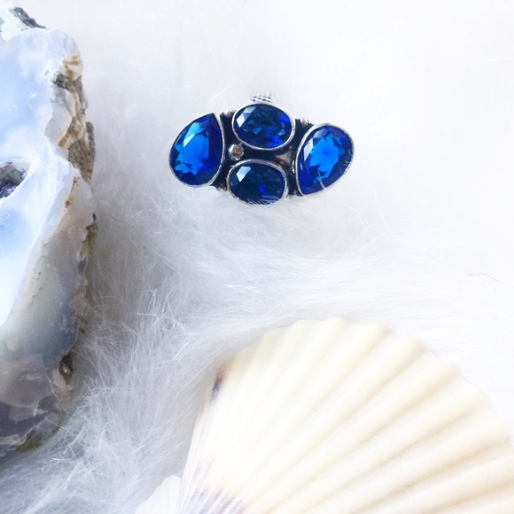 . {BLUE QUARTZ + STERLING SILVER} Teardrop ring 7 - Picture 2 of 8