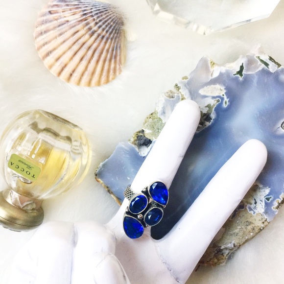 . {BLUE QUARTZ + STERLING SILVER} Teardrop ring 7 - Picture 5 of 8