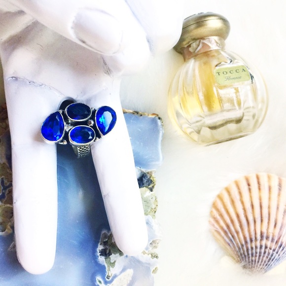 . {BLUE QUARTZ + STERLING SILVER} Teardrop ring 7 - Picture 6 of 8