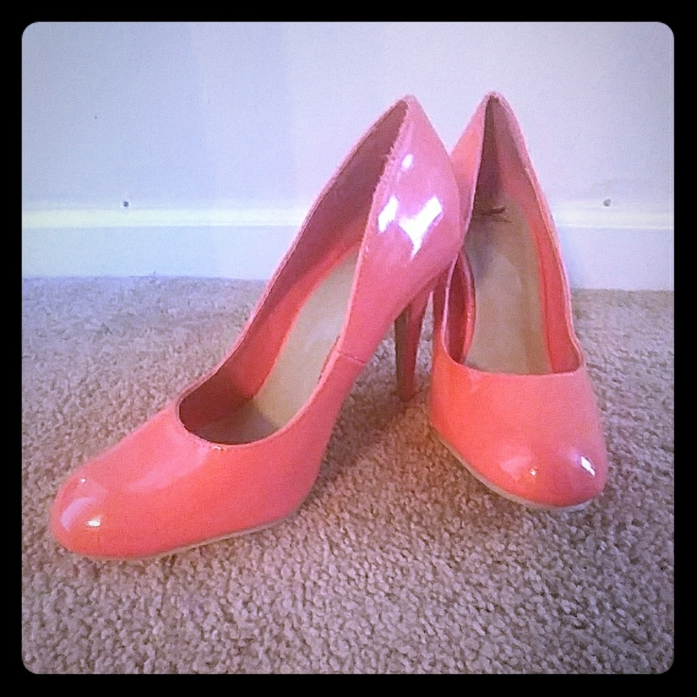 Shiekh Pumps