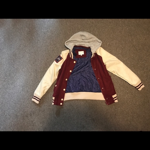 Varsity jacket - Picture 1 of 2