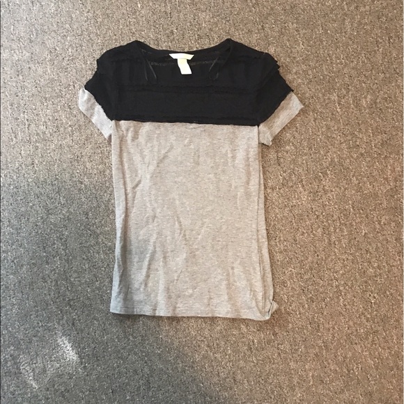 Gray laced top - Picture 1 of 1