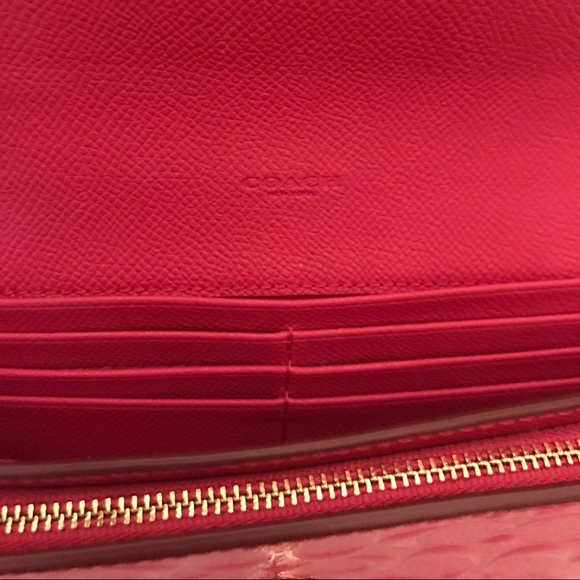 Pink Embossed Coach Wallet - Picture 4 of 4