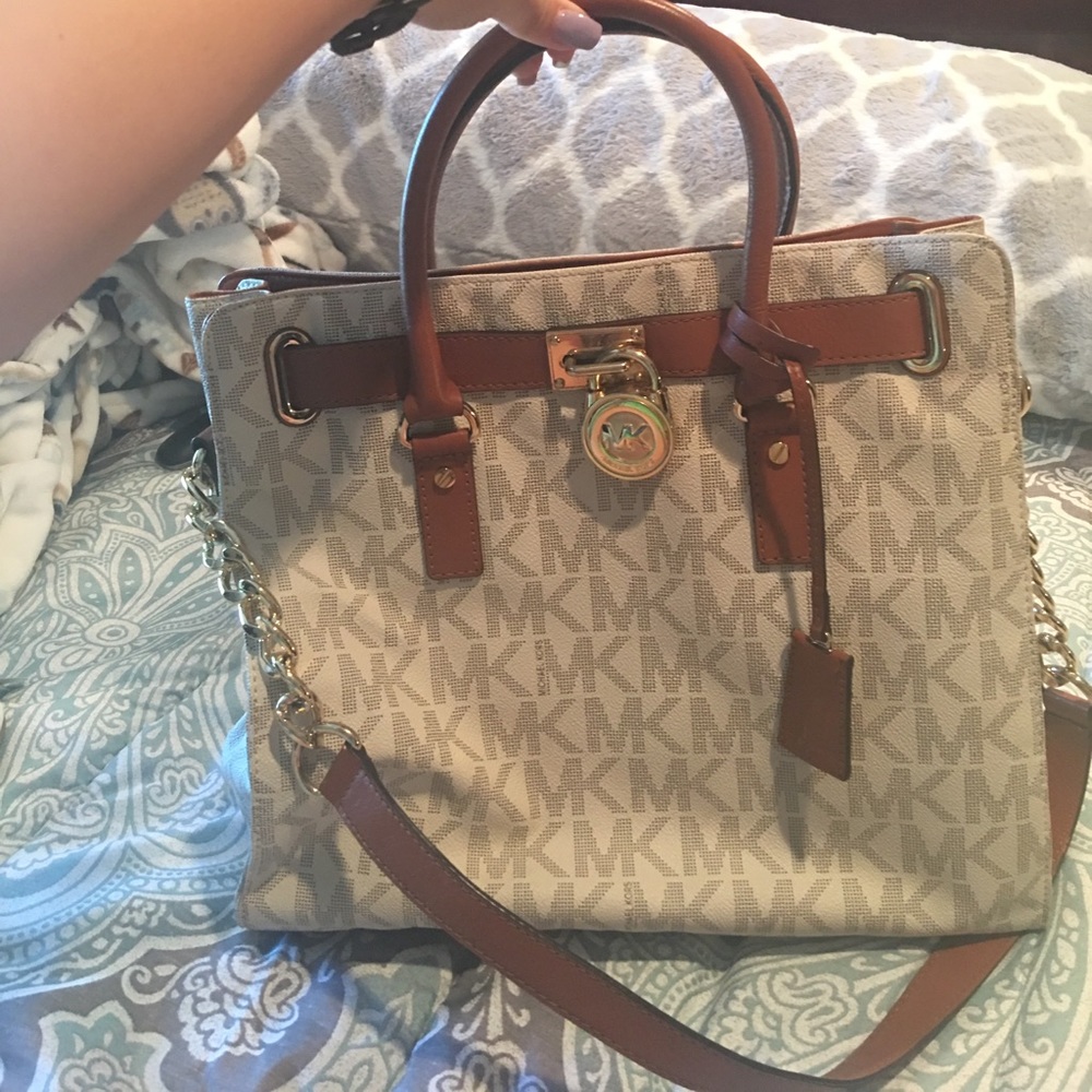 ⭐️ Michael Kors Large Hamilton Tote