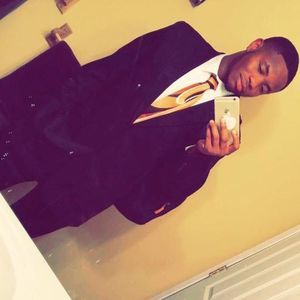 Meet your Posher, Devin