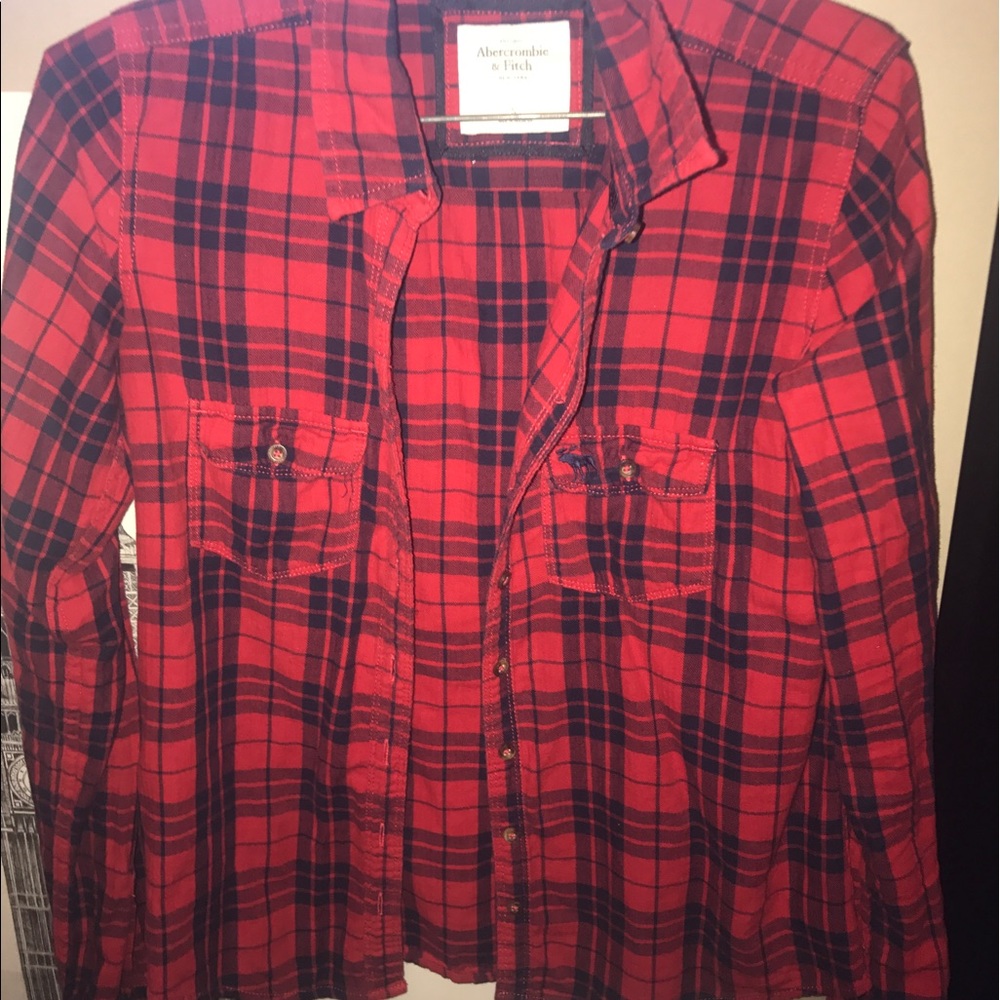 🔴Abercrombie and Fitch Button Up🔴
