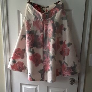 Gracia Floral A-line skirt