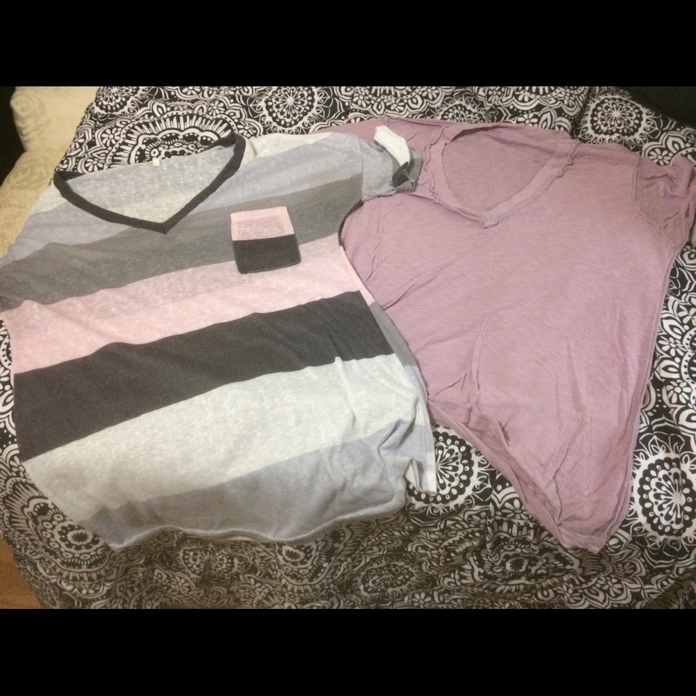 2 casual short sleeves.   Med.