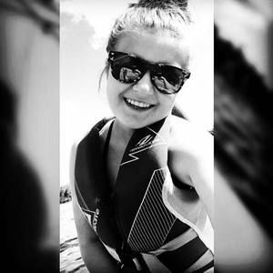 Meet your Posher, Alyssa