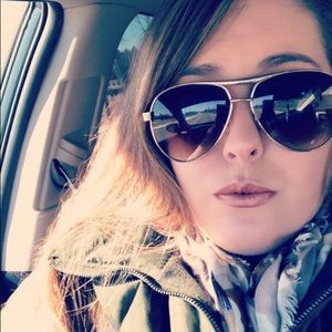 Meet your Posher, Brittany