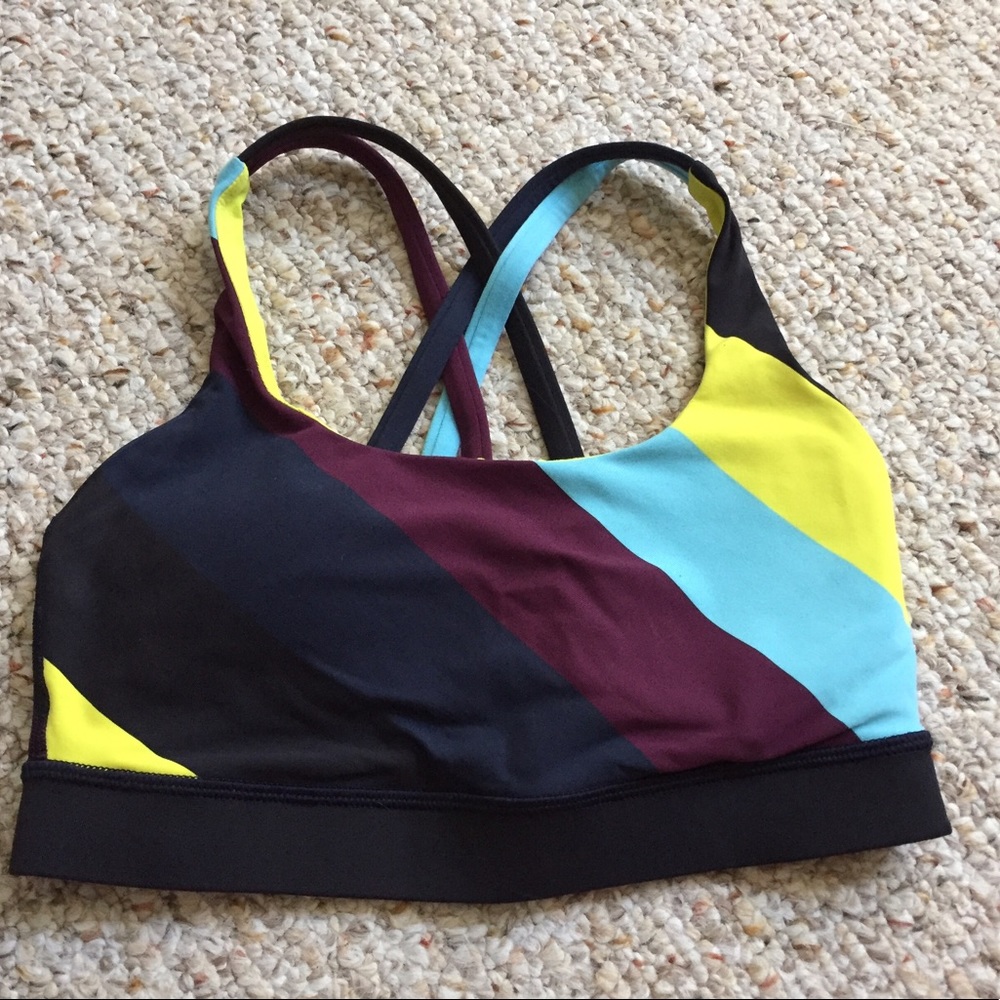 Lululemon Energy Bra Size 4 EUC