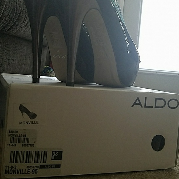 Aldo Monville Stilettos - Picture 2 of 4