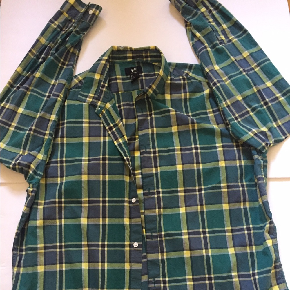 Men's plaid shirt