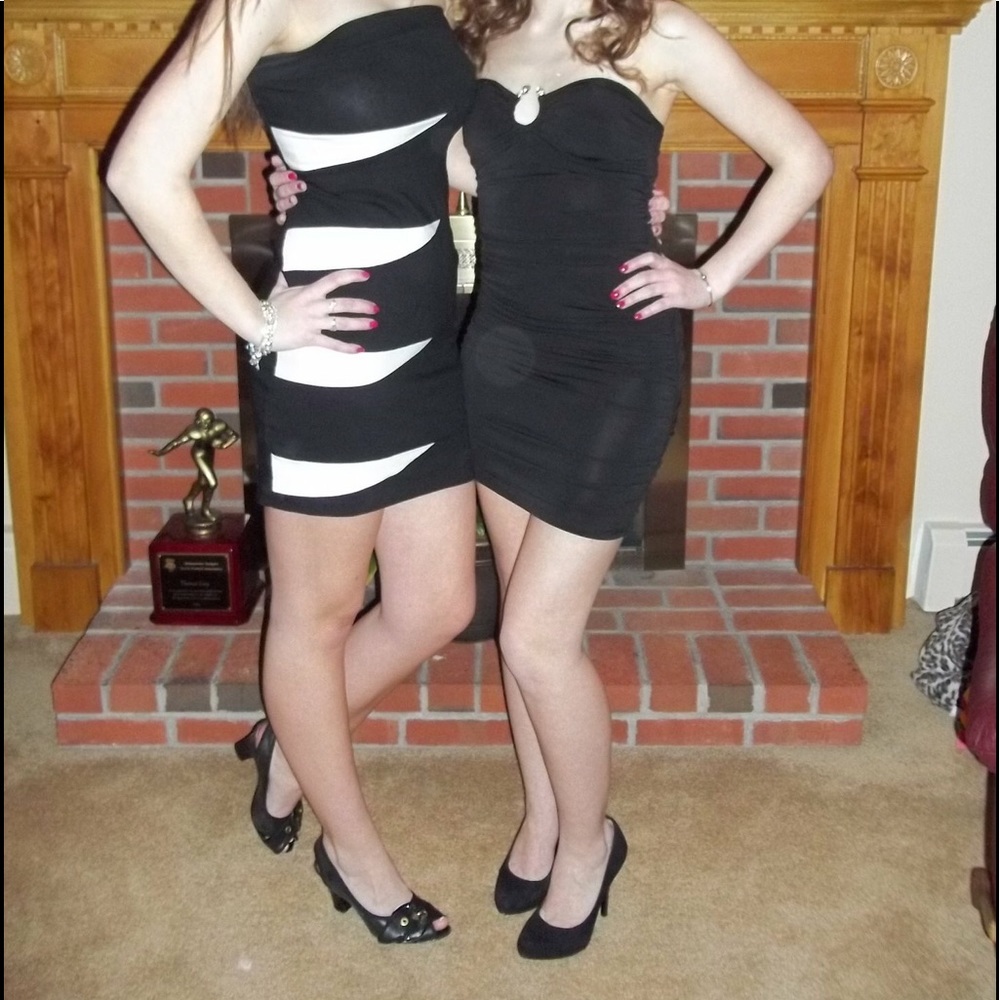 Mini/midi black tight dress