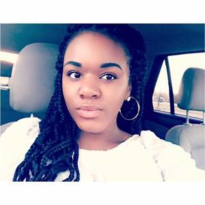 Meet your Posher, Demetrice