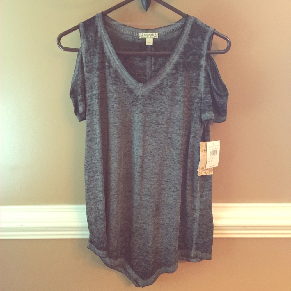 💥Sale!💥Cold Shoulder Top