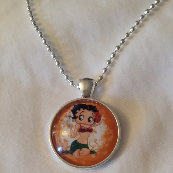 SOLD**Betty boop, Hawaiian, cabochon necklace - Picture 2 of 4