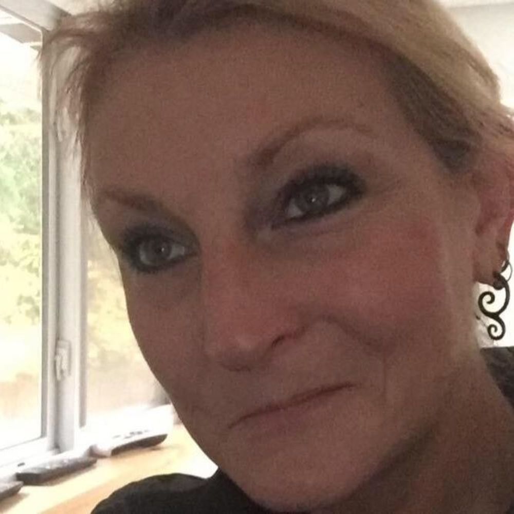 Meet your Posher, Carita