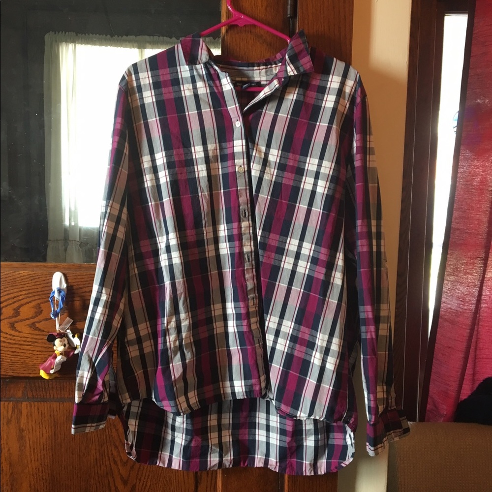 Lightweight plaid shirt
