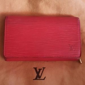 Louia vuitton red epi wallet