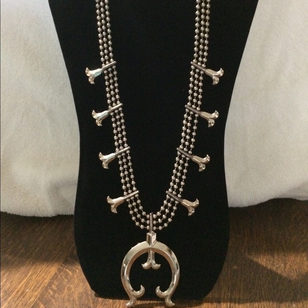 Closet CLOSING SALE Squash blossom necklace