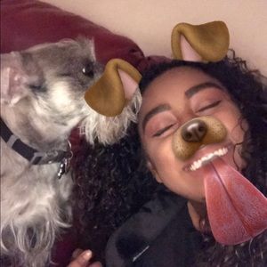 Meet your Posher, Yisselle