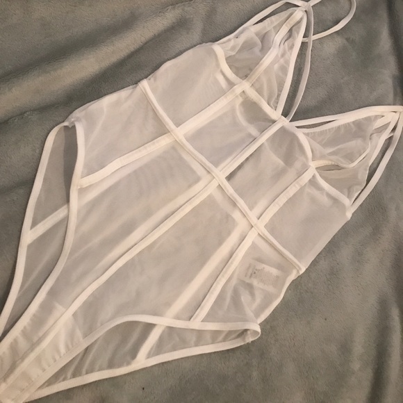 ❌SOLD❌ New✨In The Cage Bodysuit - White - Picture 5 of 8