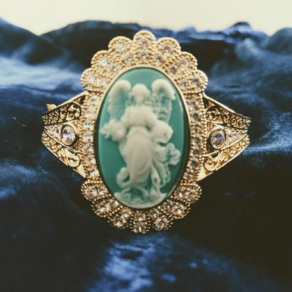 Titanic Passenger Inspired Cameo Cuff Bracelet
