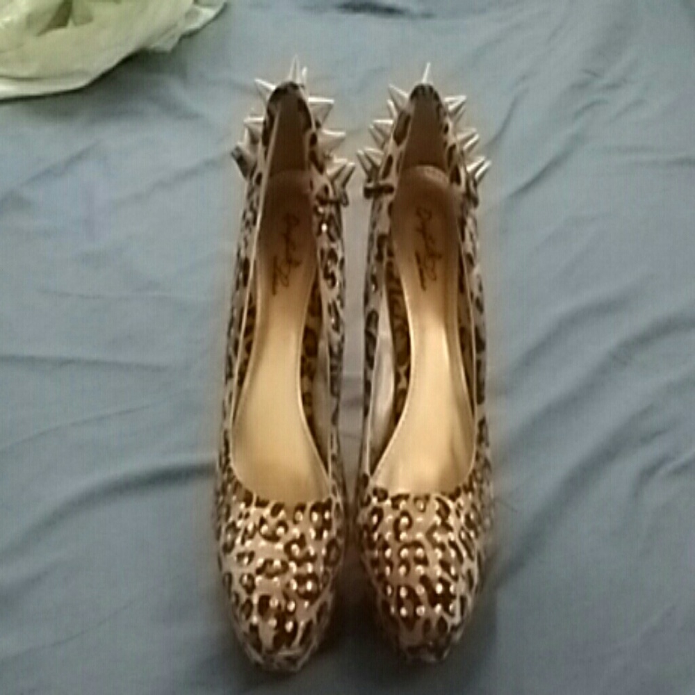 Qupid Luxe
