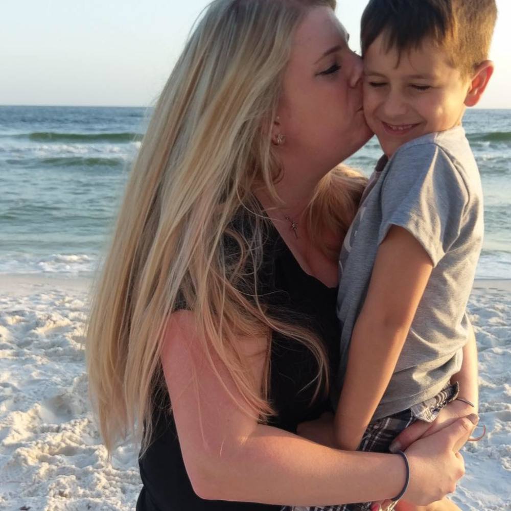 Meet your Posher, Kenzie