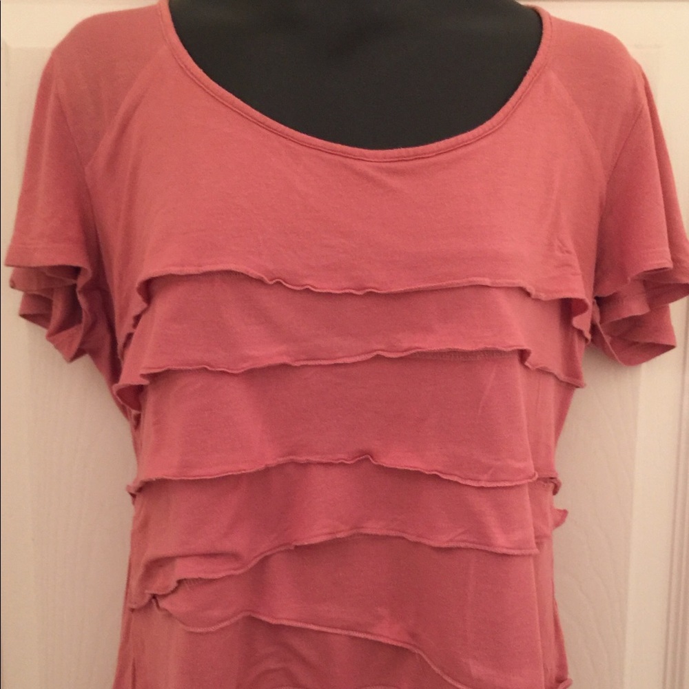 Ladies NY&CO Layered Top Medium
