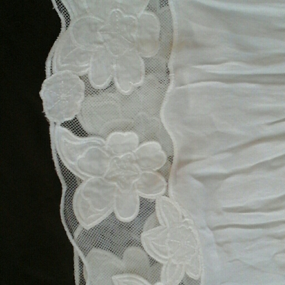 Top - Picture 2 of 2