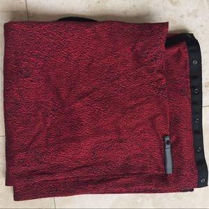 Lululemon Wrap Scarve Multi-Sport