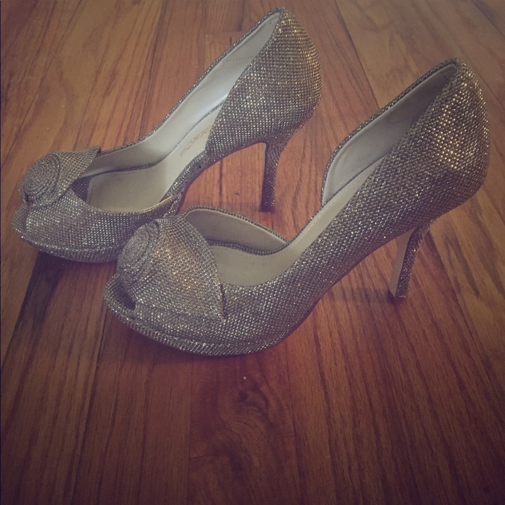 Caparros Baldwin silver sparkle peep toe pumps