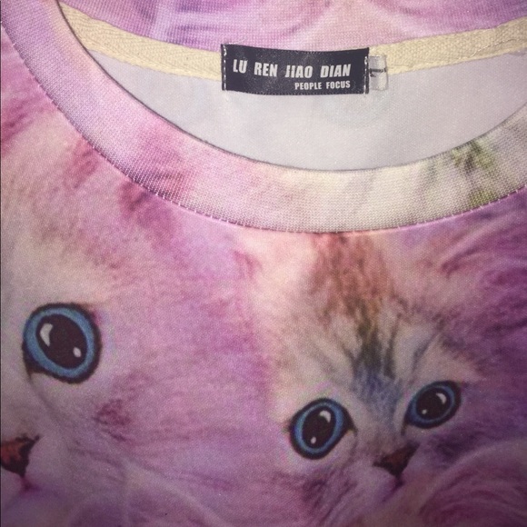 Cat Face Pullover Sweater - Picture 2 of 2