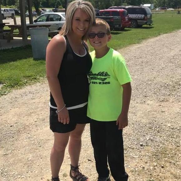 Meet your Posher, Heather - Picture 1 of 1