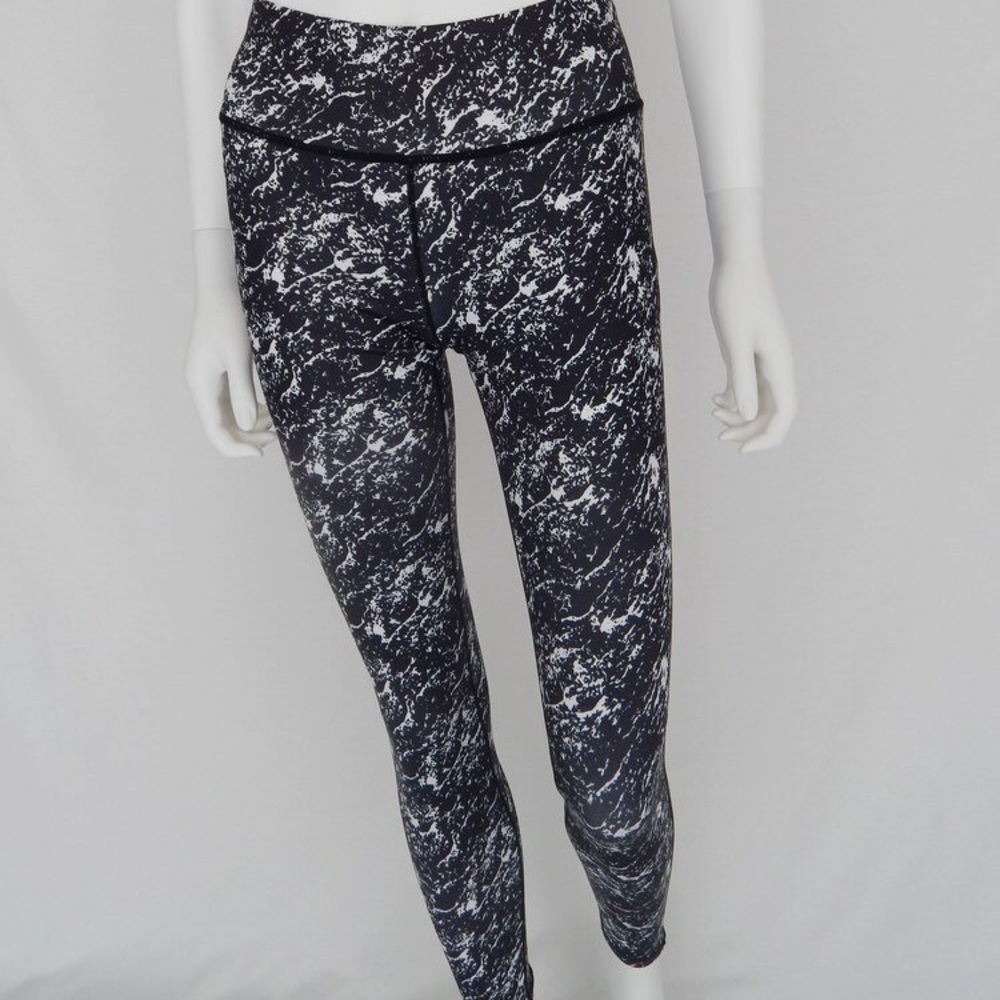 🚨CLEARANCE🚨Leggings -Fashion, Yoga, Gym, Fitness