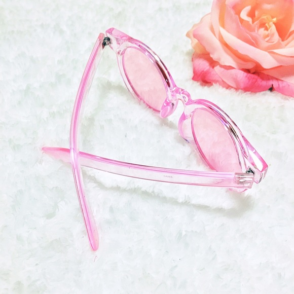 Rosita" Baby Doll Sunnies - Picture 5 of 5