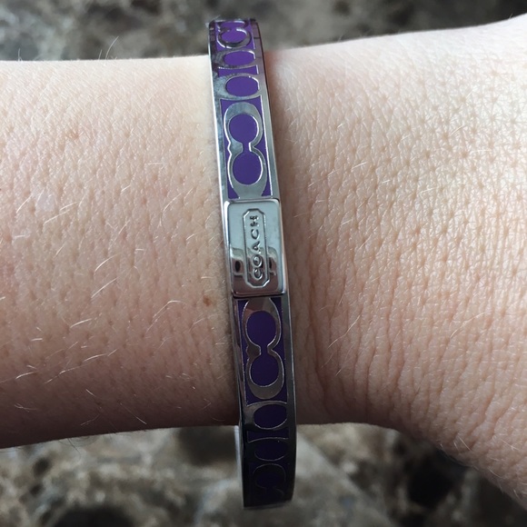 NWT Coach Signature Bangle - Picture 3 of 4