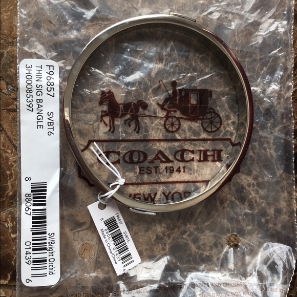 NWT Coach Signature Bangle - Picture 4 of 4