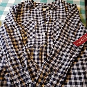 NWT Women's Lightweight Plaid shirt