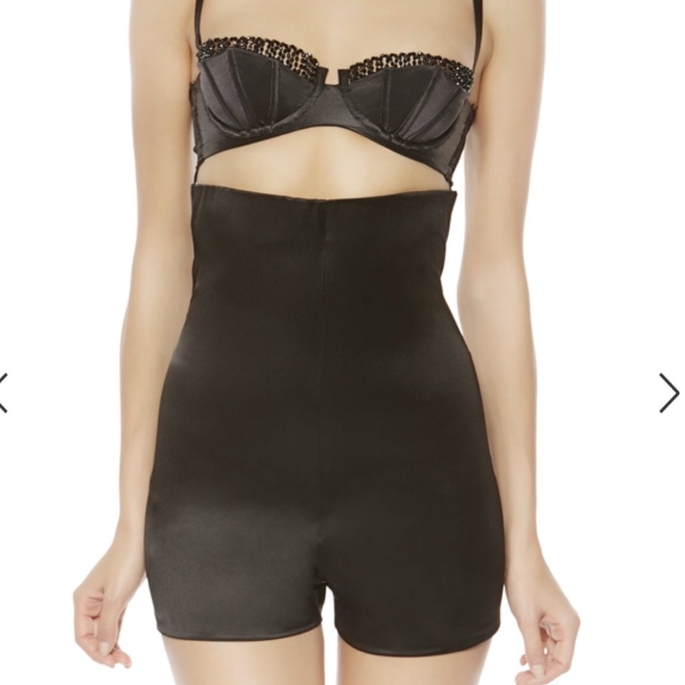 La Perla High Waisted Stretch Shorts Auth💯