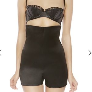 La Perla High Waisted Stretch Shorts Auth💯