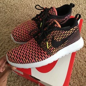 Nike Roshe Run Flyknit