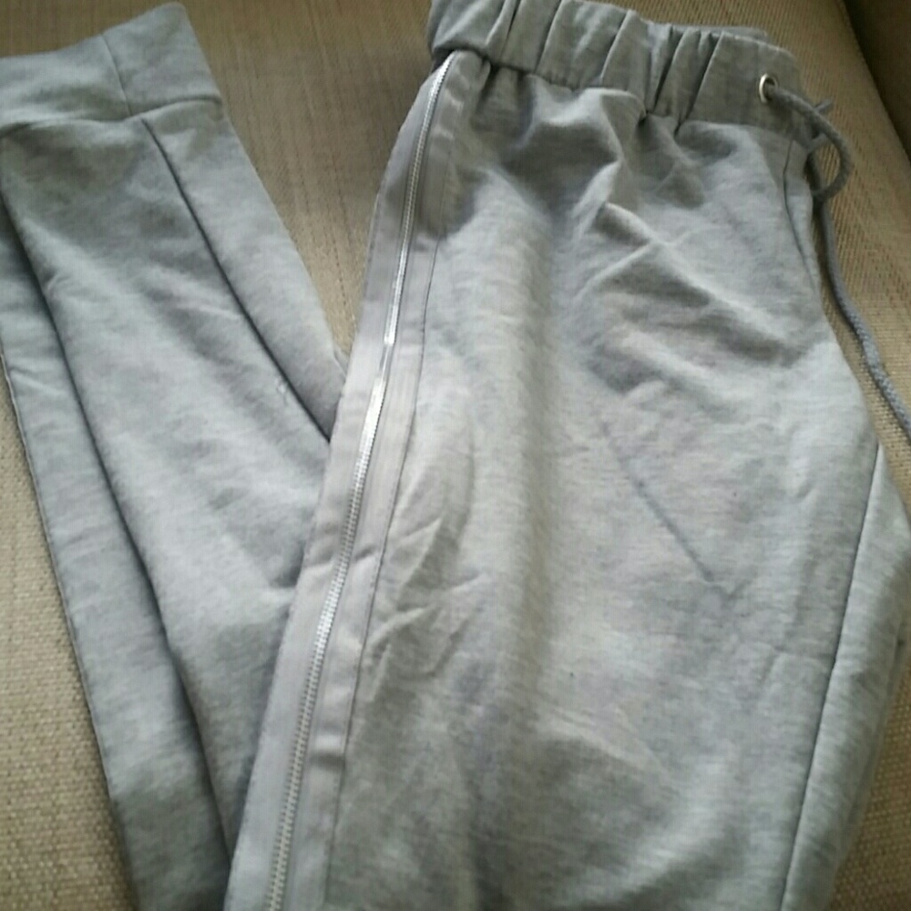 Girls sweat pants with zipper on the side