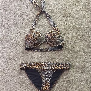 Victoria's Secret "Very Sexy" leopard bikini