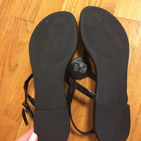 Sold - Picture 3 of 6