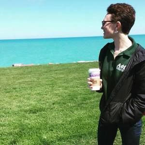 Meet your Posher, Abby