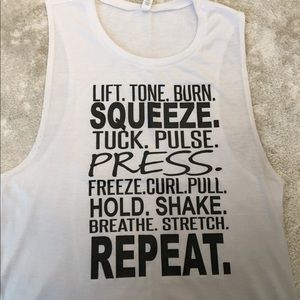Barre phrases tank