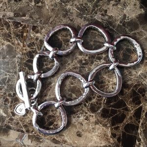 NWT Silver Rush w/ FREE silver safety clasp